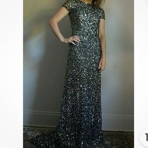 Adrianna Papell maxi formal dress